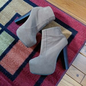 Vintage Y2k Qpid brown chunky platform booties heels shoes Womens 7.5
